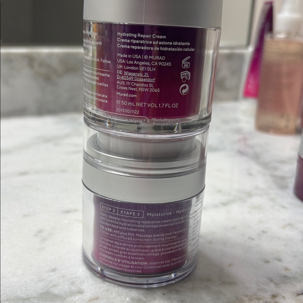 Murad hydrating skin care - Picture 9 of 11